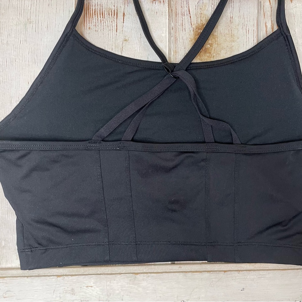 Balance Collection Built In Bra Crop Top - Picture 5 of 9